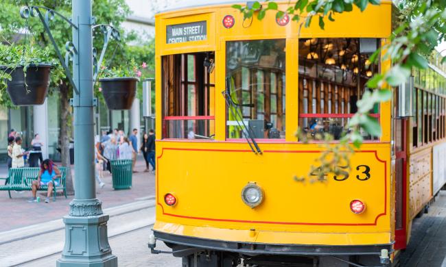 Ride the Downtown Memphis Trolley | Memphis Travel
